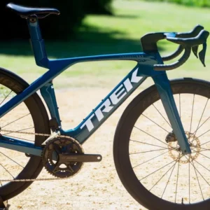 TREK MADONE SLR 6 GEN 7 2024 - PROJECT 1 - IMMACULATE - WARRANTY + TREK SERVICE